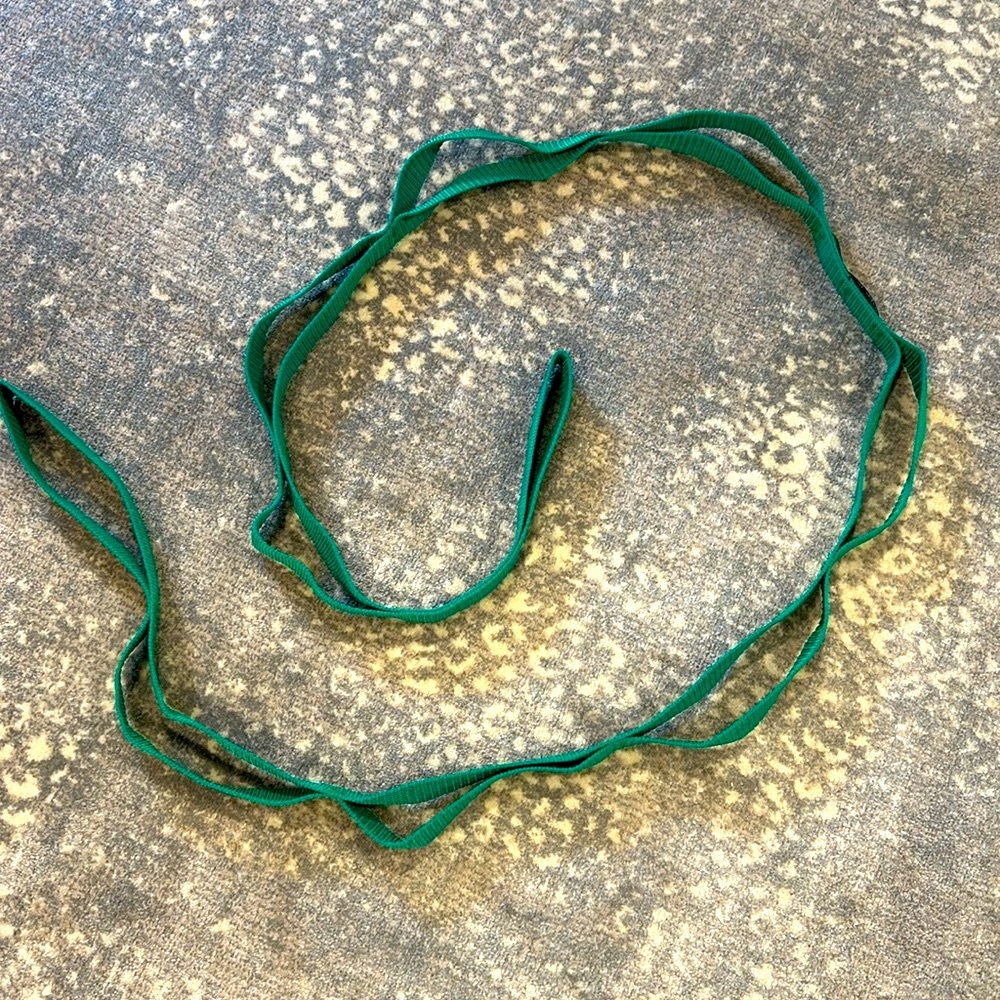 STRETCH OUT STRAP FOR STRETCHING AND THERABAND